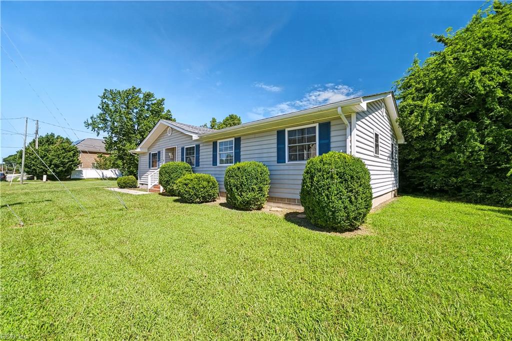 2 Butler Farm Rd Property Photo 3