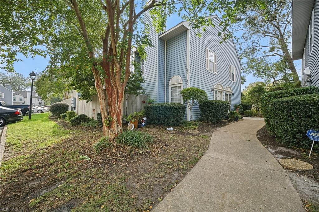 286 Ferdinand Cir Property Photo 1