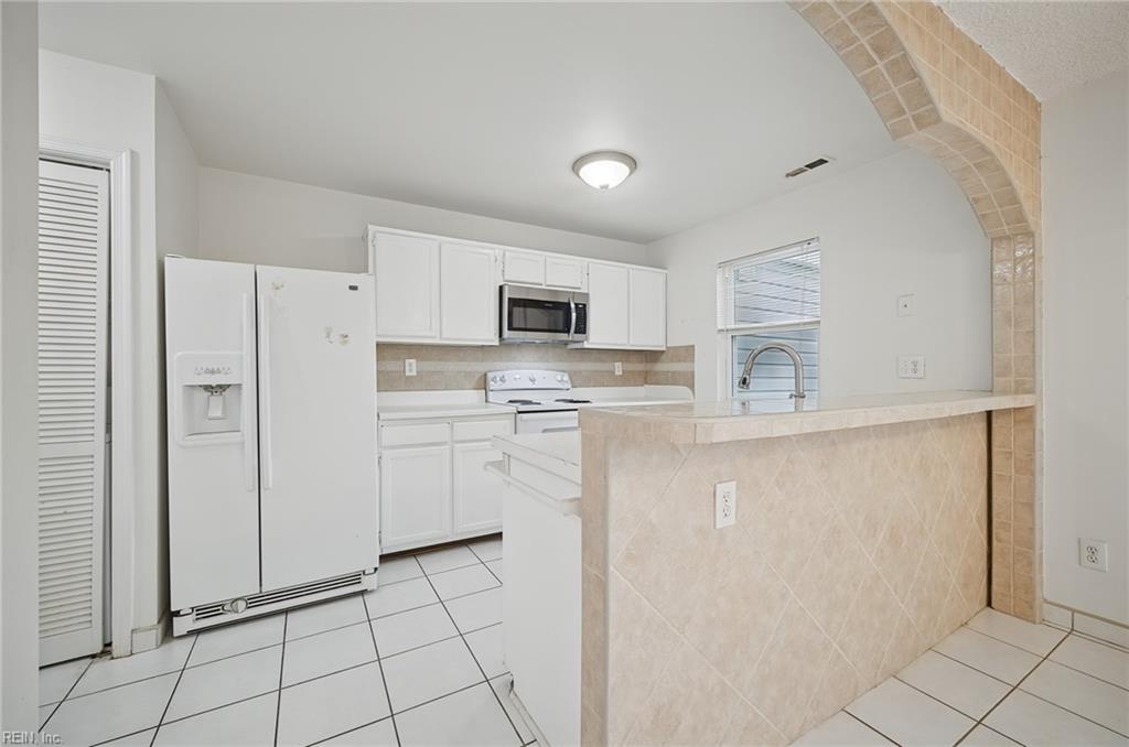 286 Ferdinand Cir Property Photo 14