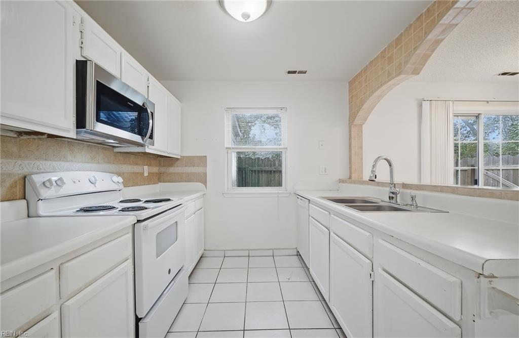 286 Ferdinand Cir Property Photo 16