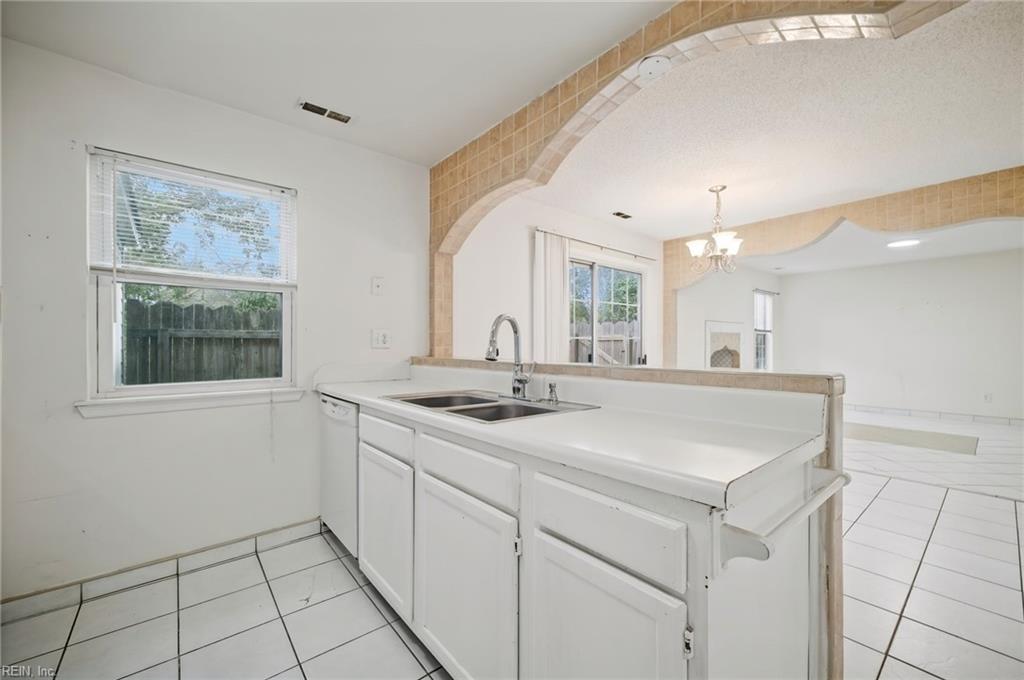 286 Ferdinand Cir Property Photo 18