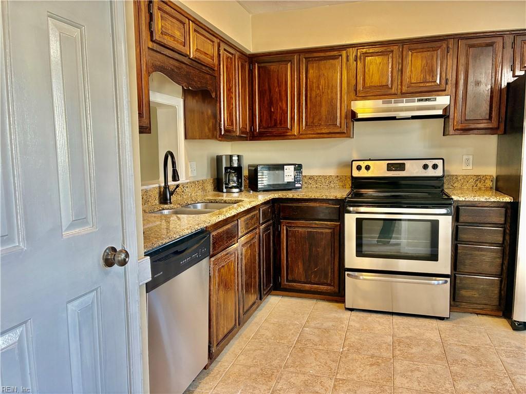 4869 Woods Edge Rd Property Photo 7