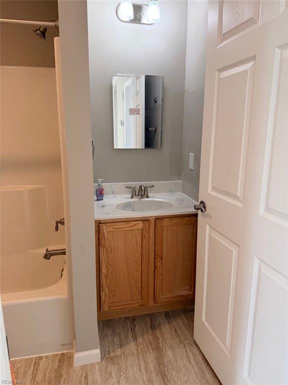 806 Scott St Property Photo 5