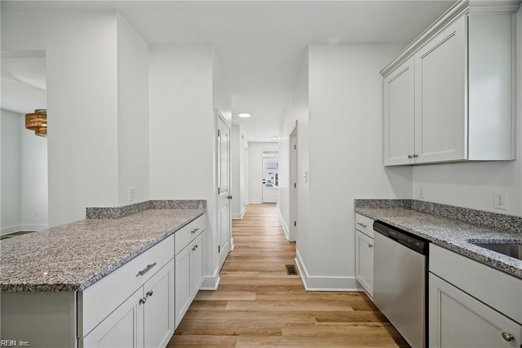 218 Chestnut St Property Photo 4