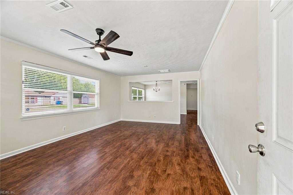9422 Beach View St Property Photo 11