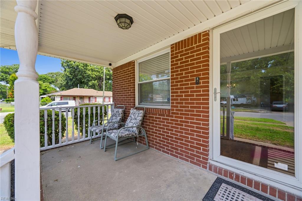 9422 Beach View St Property Photo 14