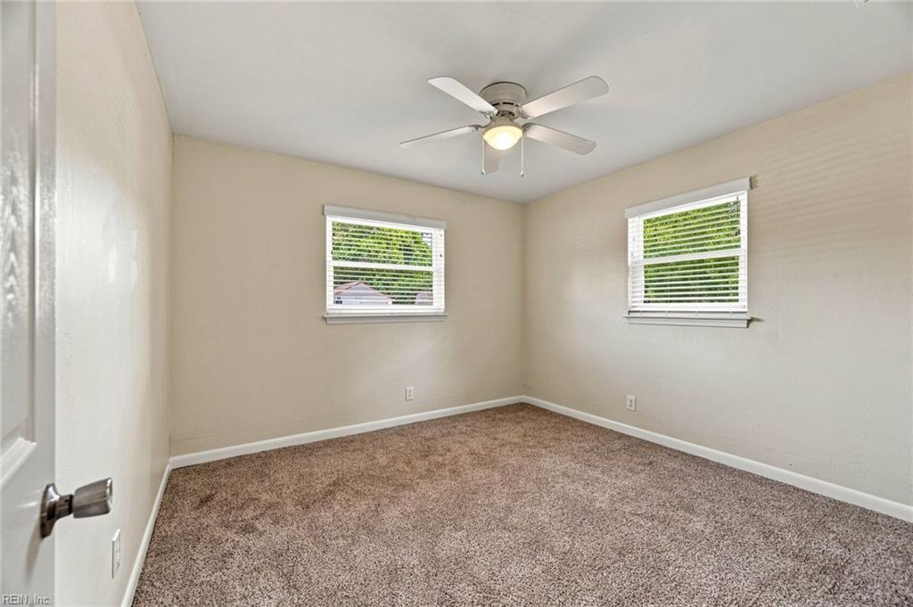 9422 Beach View St Property Photo 19