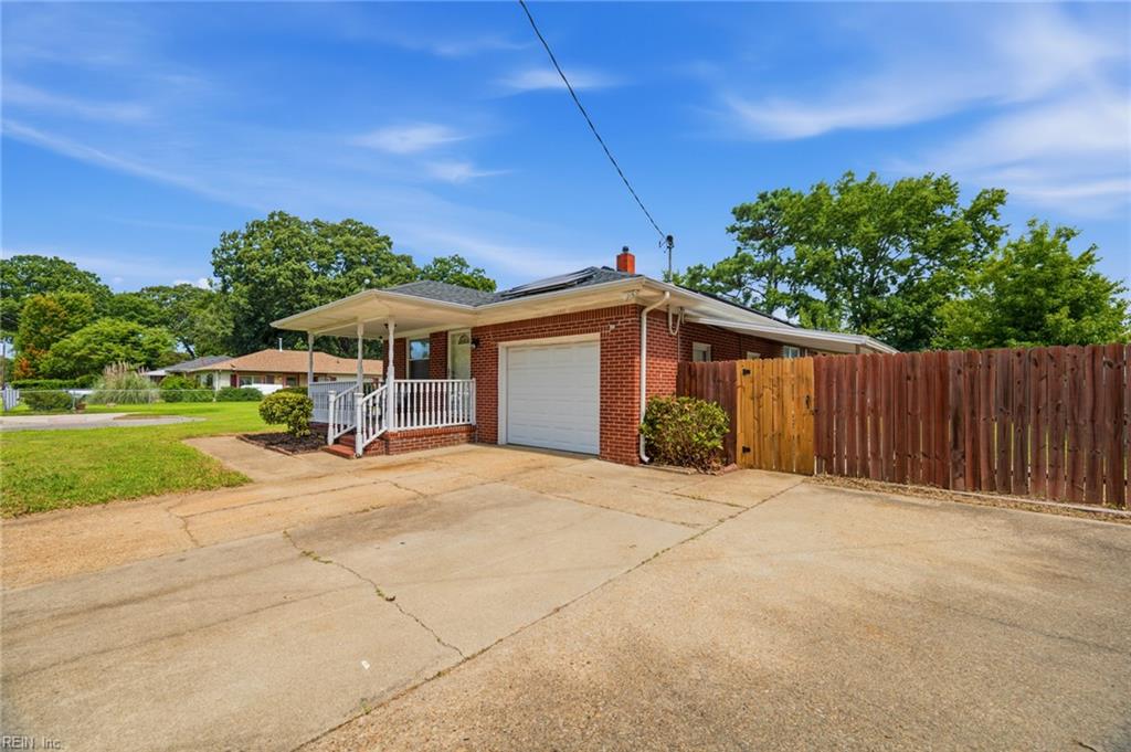 9422 Beach View St Property Photo 27