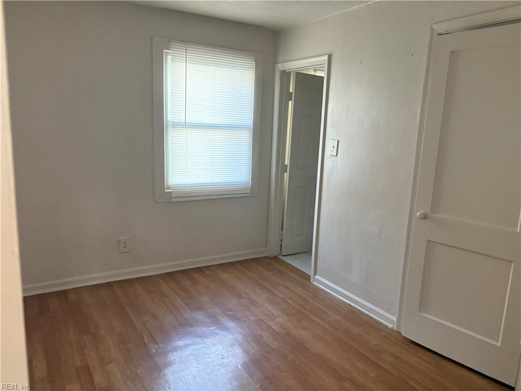 9609 13th Bay St Property Photo 2
