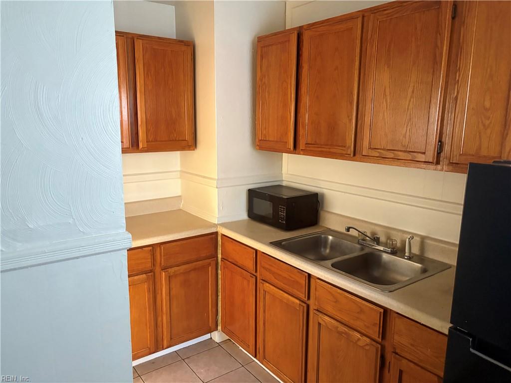 9609 13th Bay St Property Photo 4