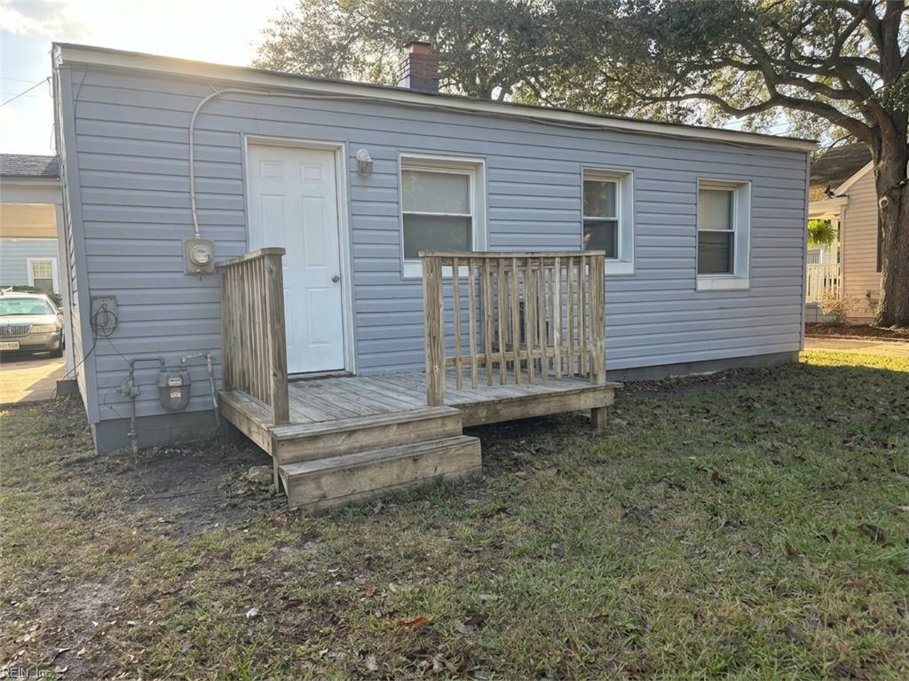 9609 13th Bay St Property Photo 5