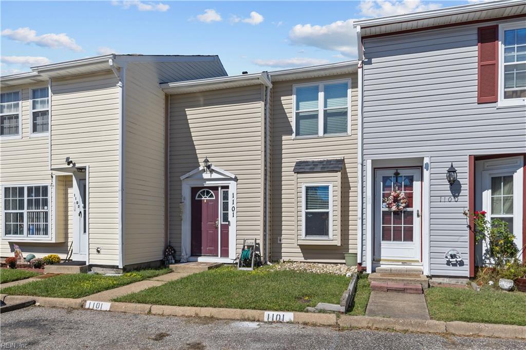 1101 Netherland Ct Property Photo 2