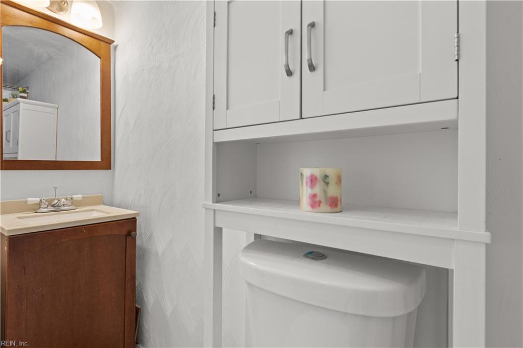 1101 Netherland Ct Property Photo 21