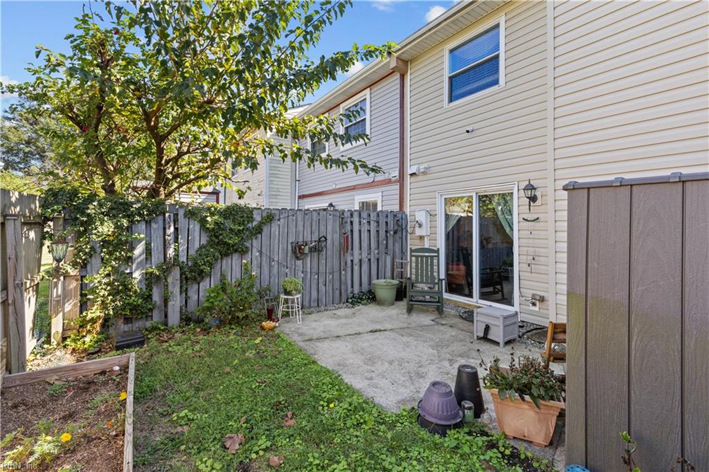 1101 Netherland Ct Property Photo 25