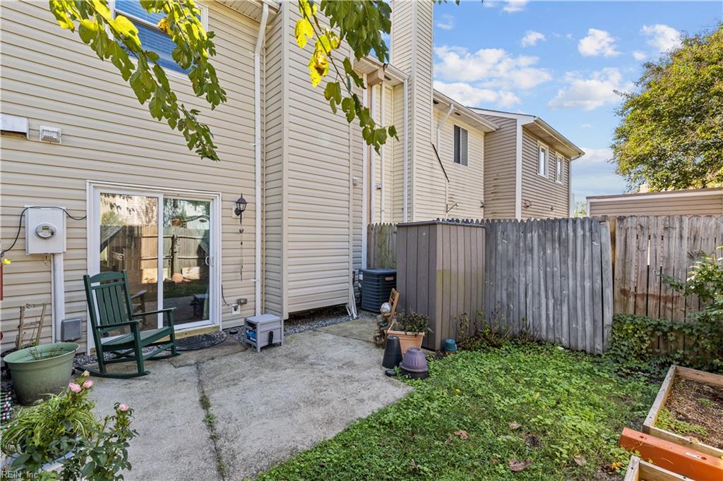 1101 Netherland Ct Property Photo 26
