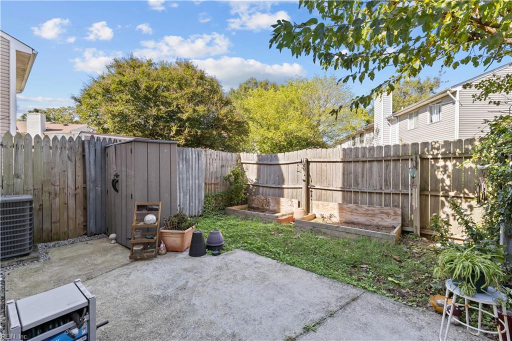 1101 Netherland Ct Property Photo 27