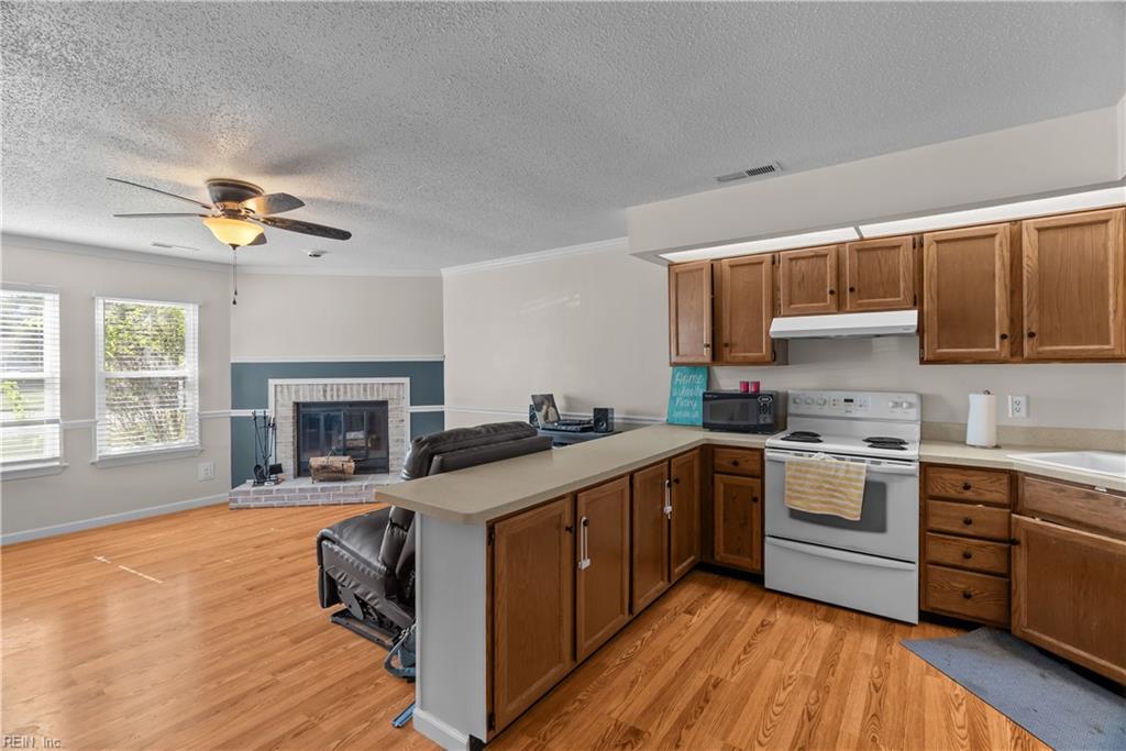 1253 Quarter Path Trl Property Photo 4