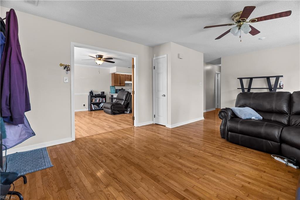 1253 Quarter Path Trl Property Photo 16