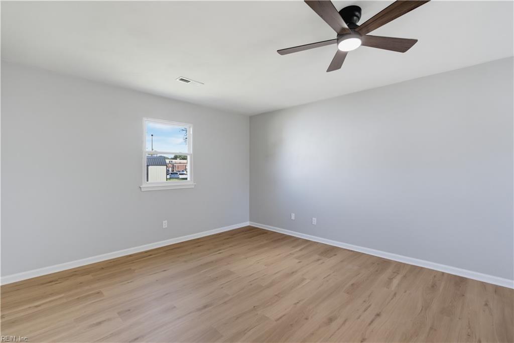 2941 Guenevere Dr Property Photo 22