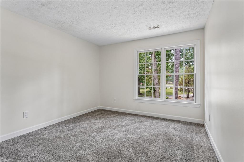 101 Clayton Dr Property Photo 34