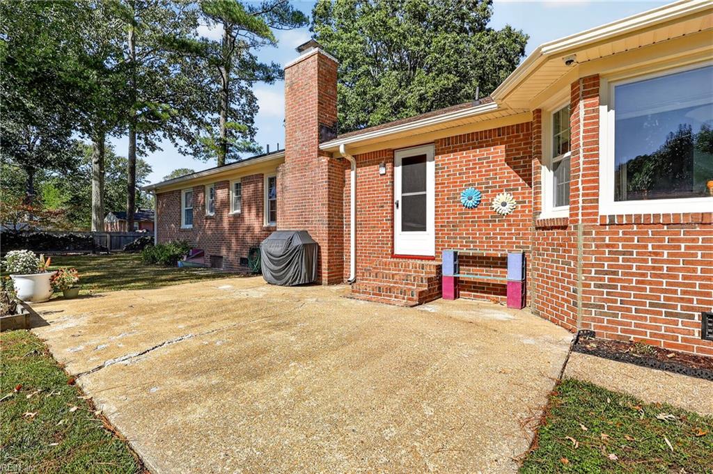 509 Dinwiddie Ct Property Photo 7