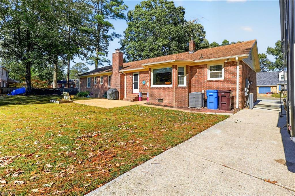 509 Dinwiddie Ct Property Photo 13