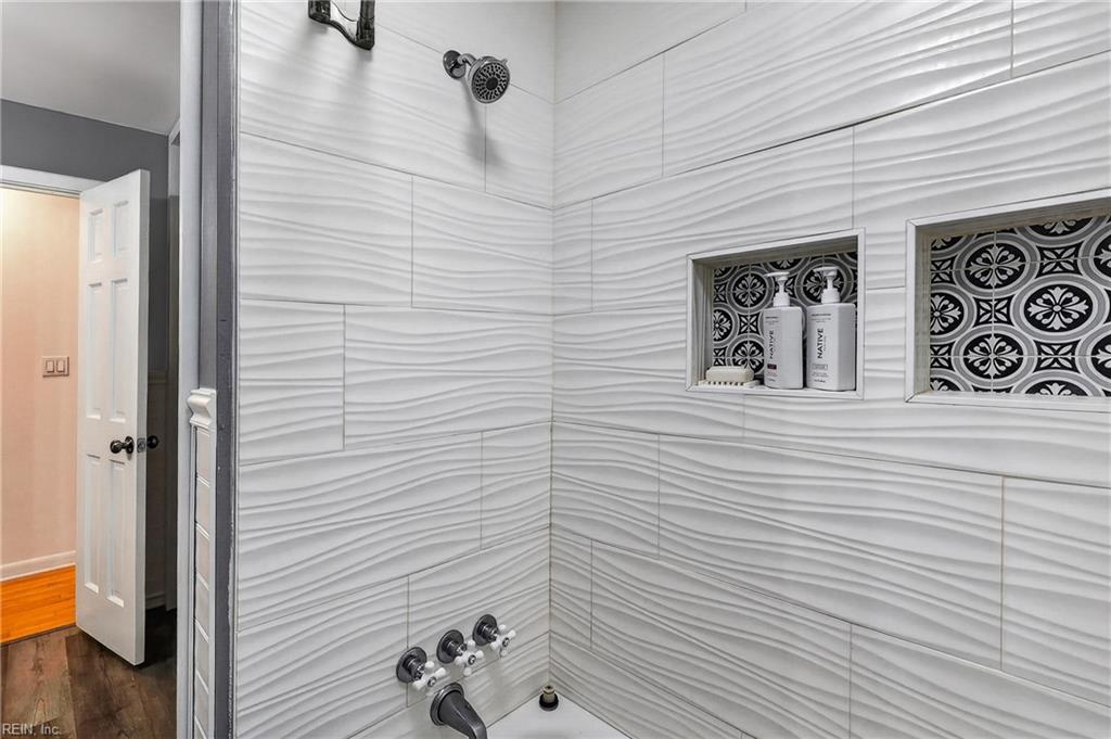 509 Dinwiddie Ct Property Photo 40