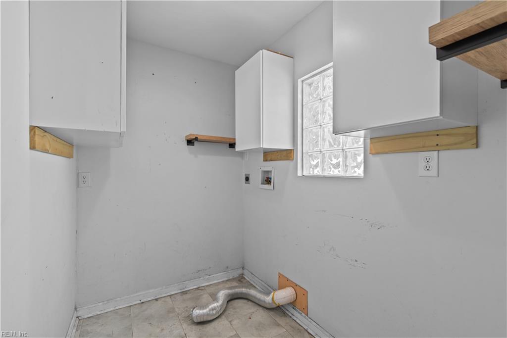 856 Little Bay Ave Property Photo 22