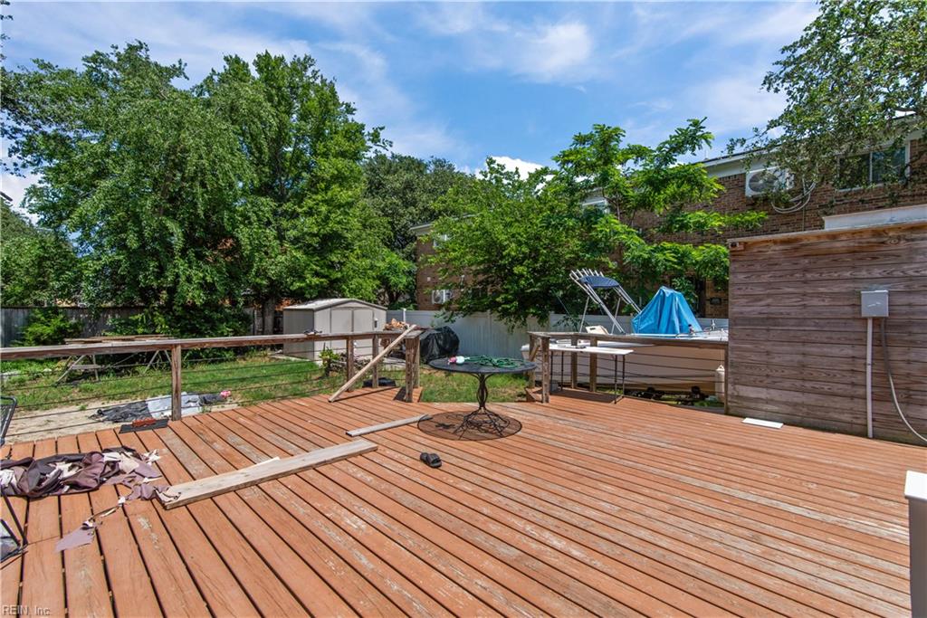 856 Little Bay Ave Property Photo 23