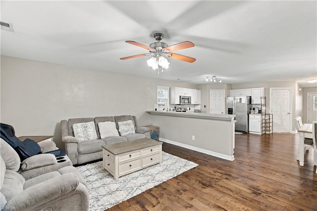 2022 Weber Ave Property Photo 4