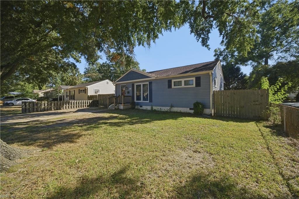 331 Rogers Ave Property Photo 4