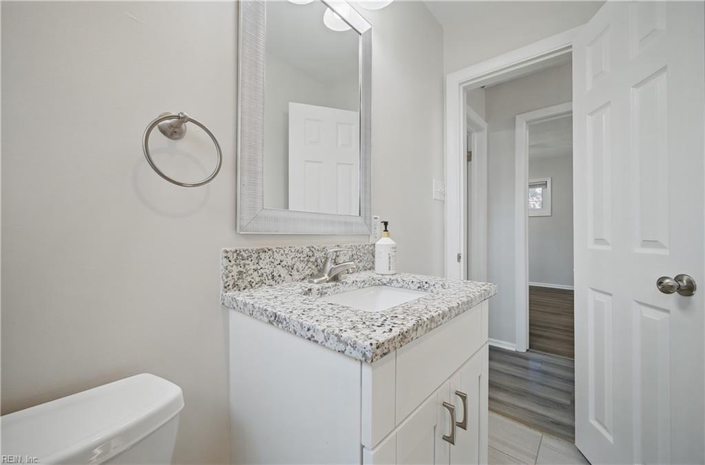 331 Rogers Ave Property Photo 23
