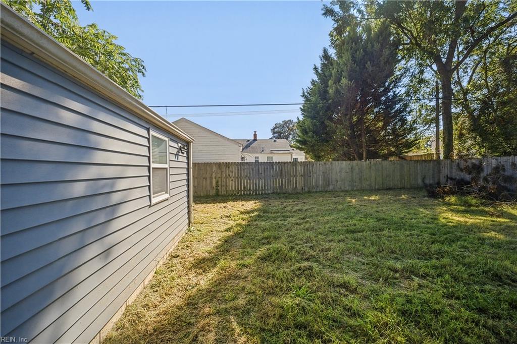 331 Rogers Ave Property Photo 29