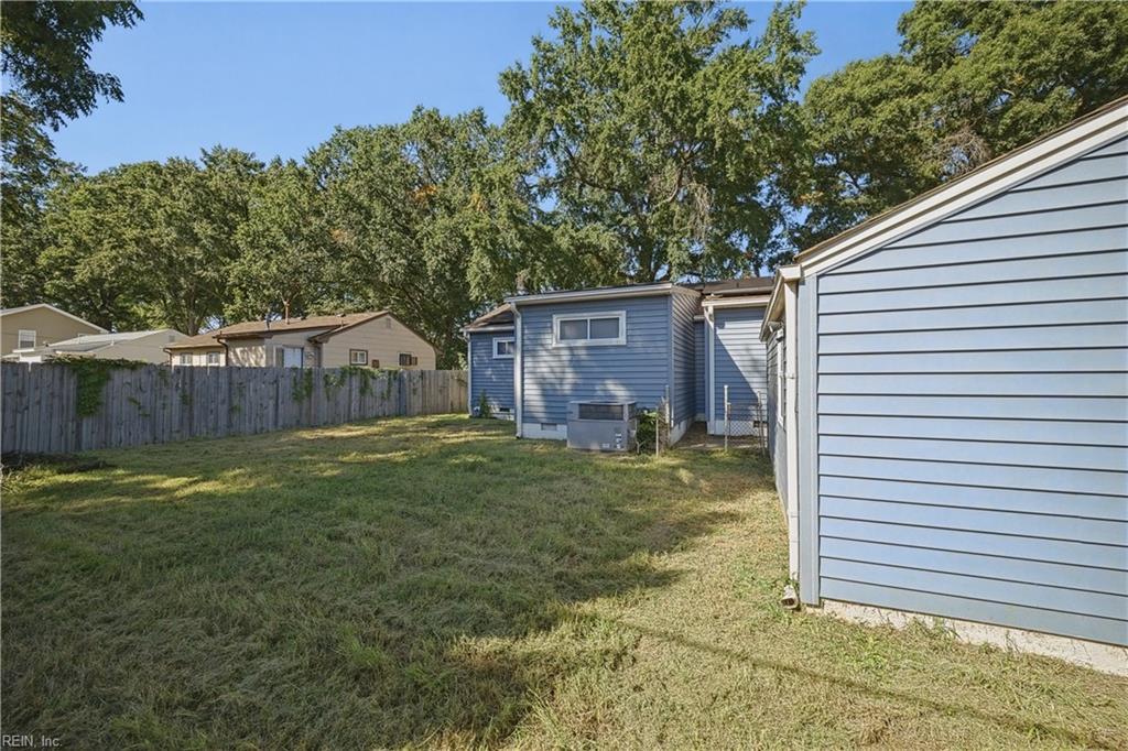 331 Rogers Ave Property Photo 32