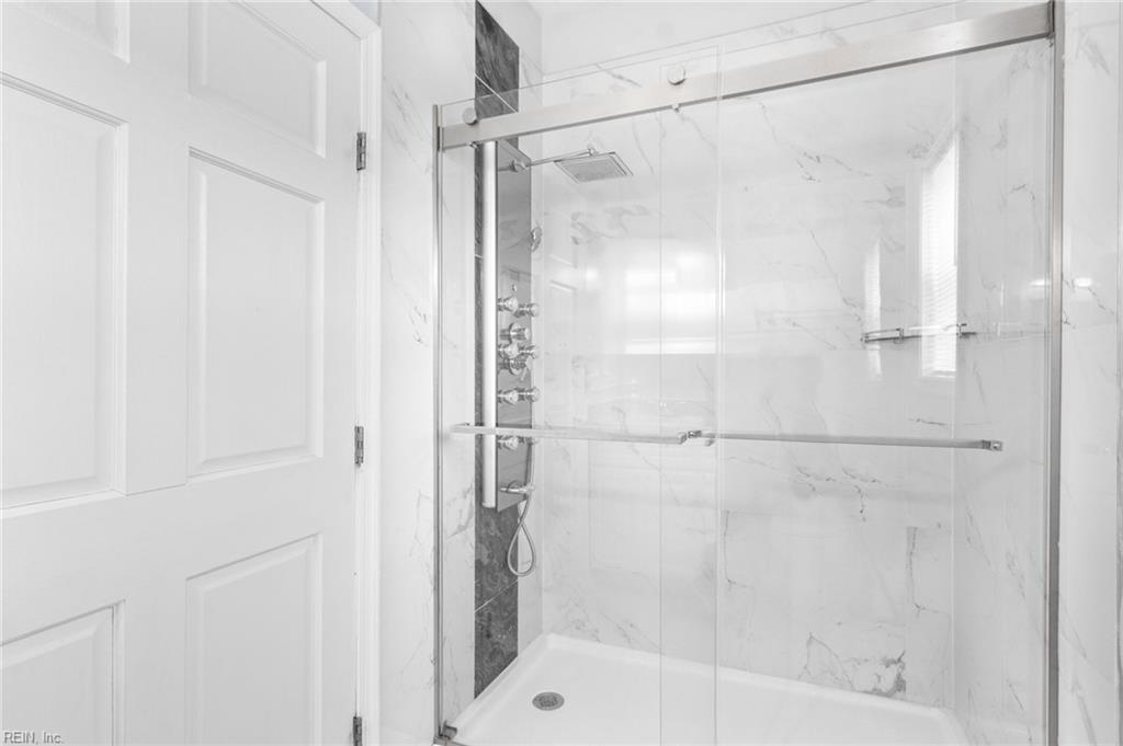 1270 W Ocean View Ave Property Photo 22