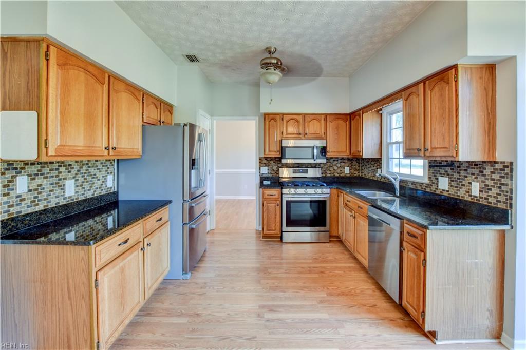 2630 Cecilia Ter Property Photo 8