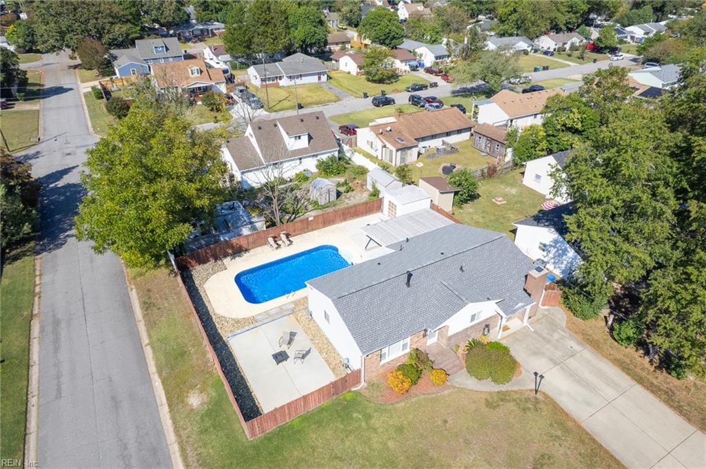 633 Cunningham RD Property Photo 1