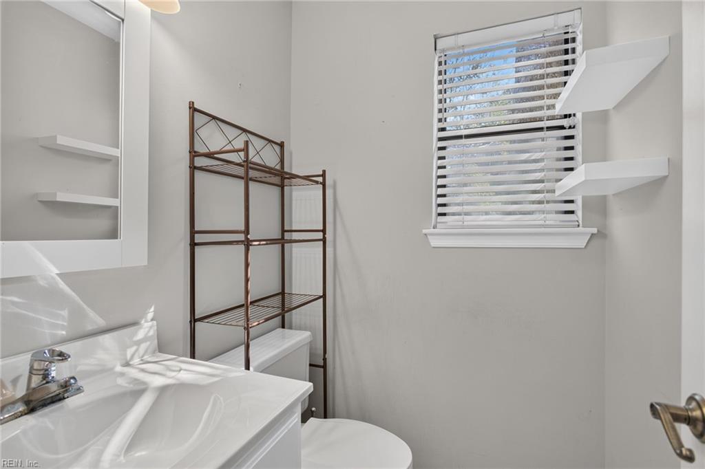1510 Colonnade Dr Property Photo 17