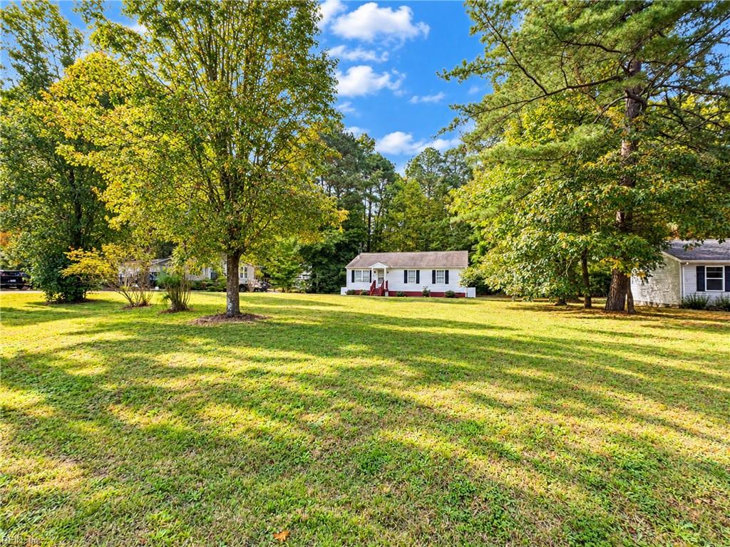 9961 Grove Ct Property Photo 3