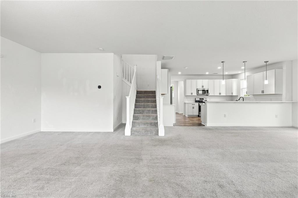 614 Middleton Way Property Photo 12