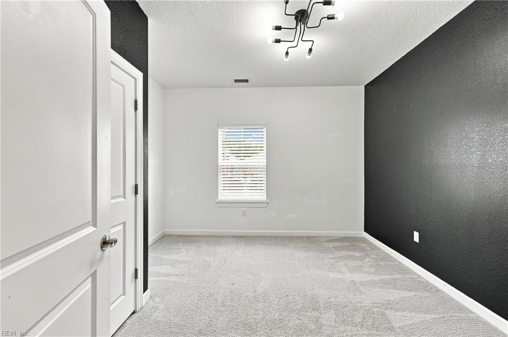 614 Middleton Way Property Photo 33