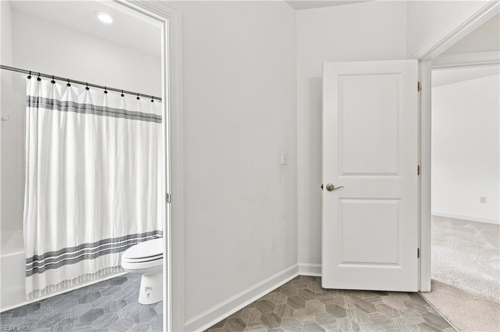 614 Middleton Way Property Photo 40
