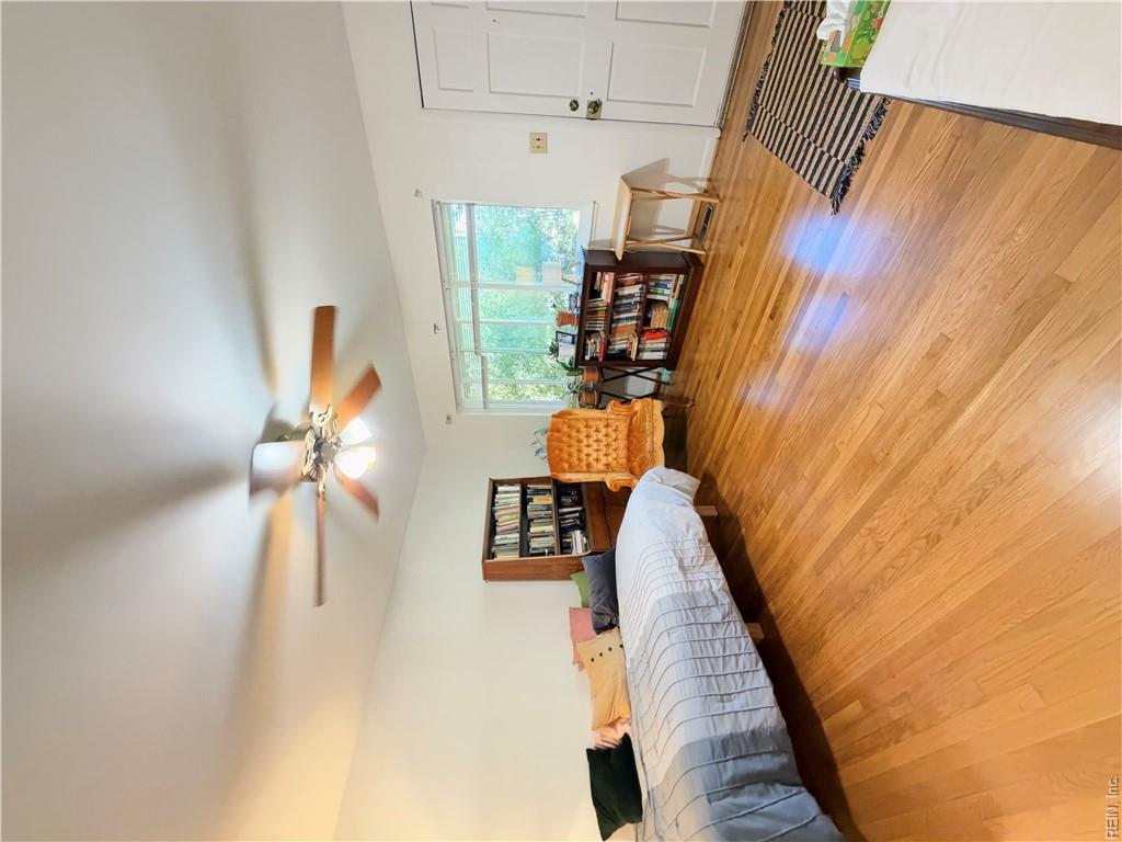 120 Mimosa Dr Property Photo 14