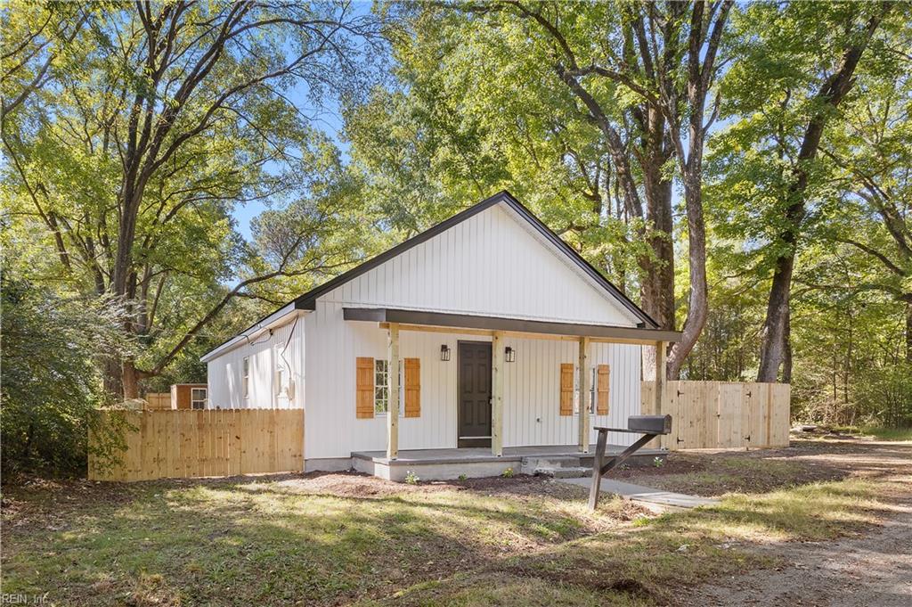 17348 Sebrell Ave Property Photo 2