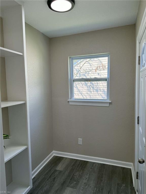 3323 Clark Cir Property Photo 9