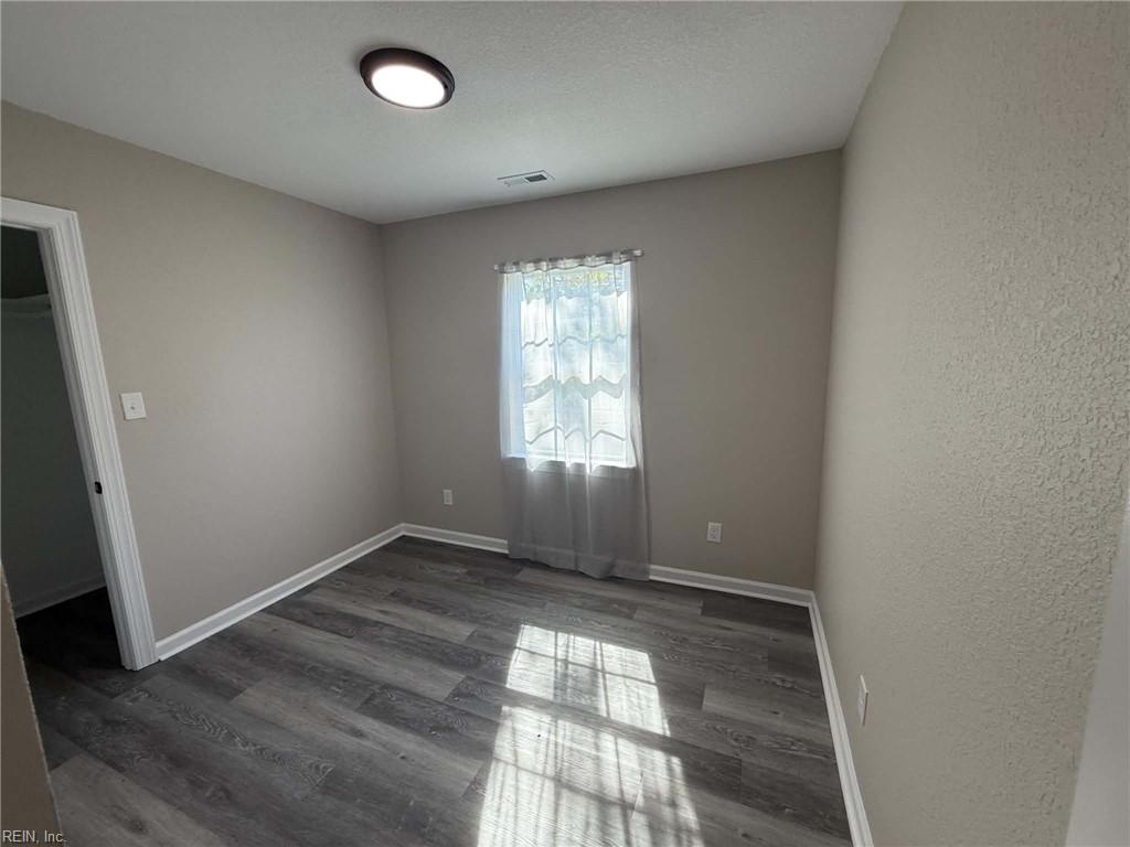 3323 Clark Cir Property Photo 13