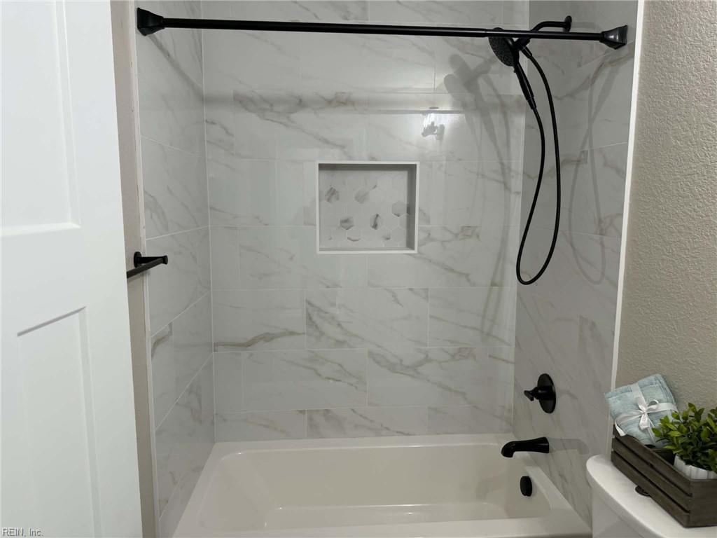 3323 Clark Cir Property Photo 16