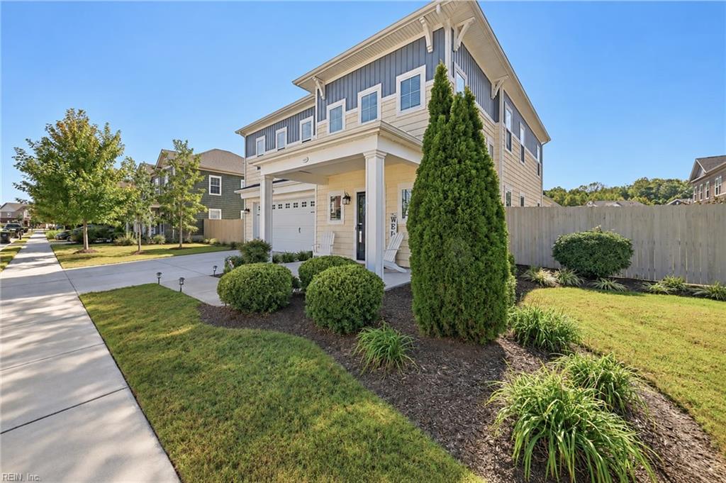 660 Middleton Way Property Photo 3
