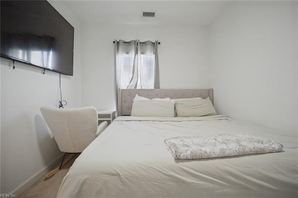 660 Middleton Way Property Photo 24