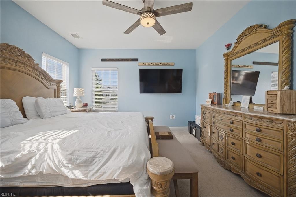 660 Middleton Way Property Photo 32